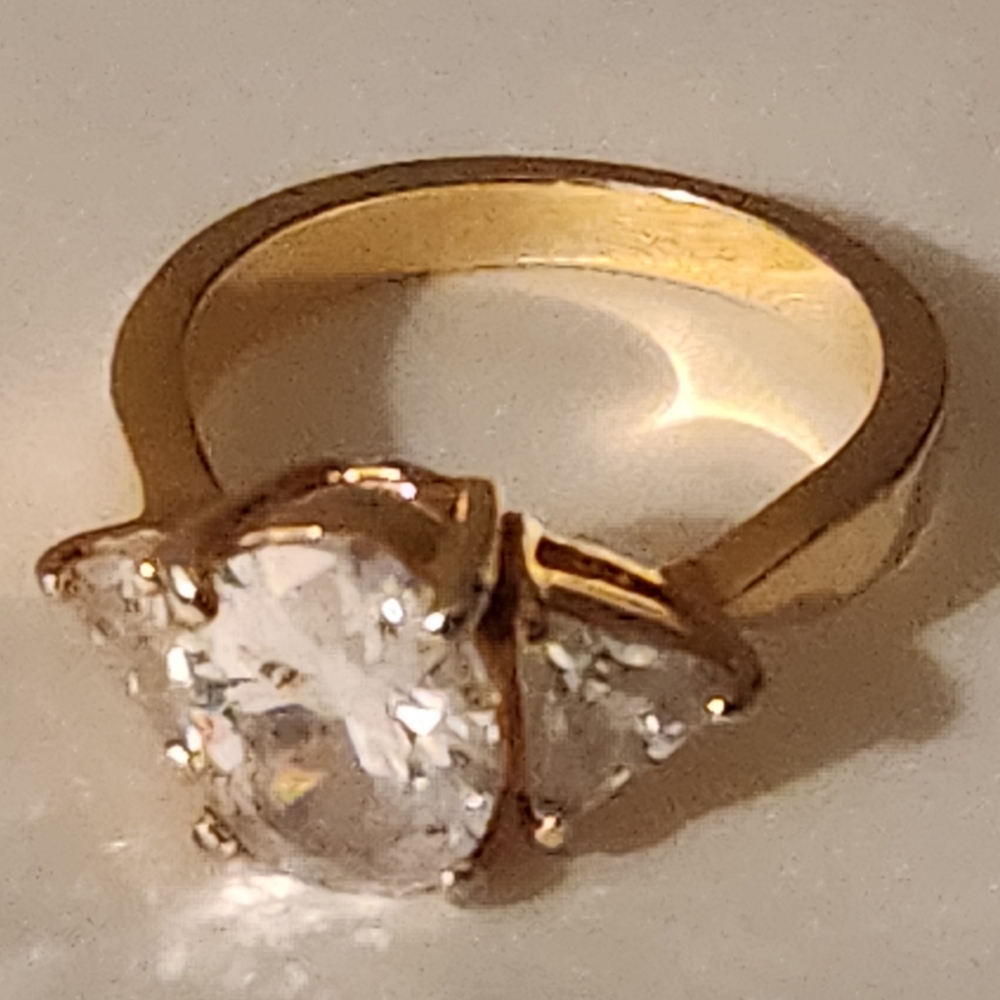 Ring * - Picture 2 of 5